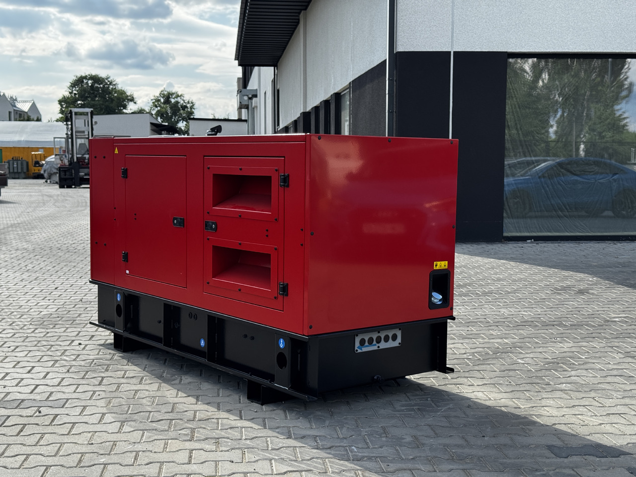 IVECO 80 kVA / 65 kW - Elektrisk generator: bilde 3 IVECO 80 kVA / 65 kW - Elektrisk generator: bilde 3