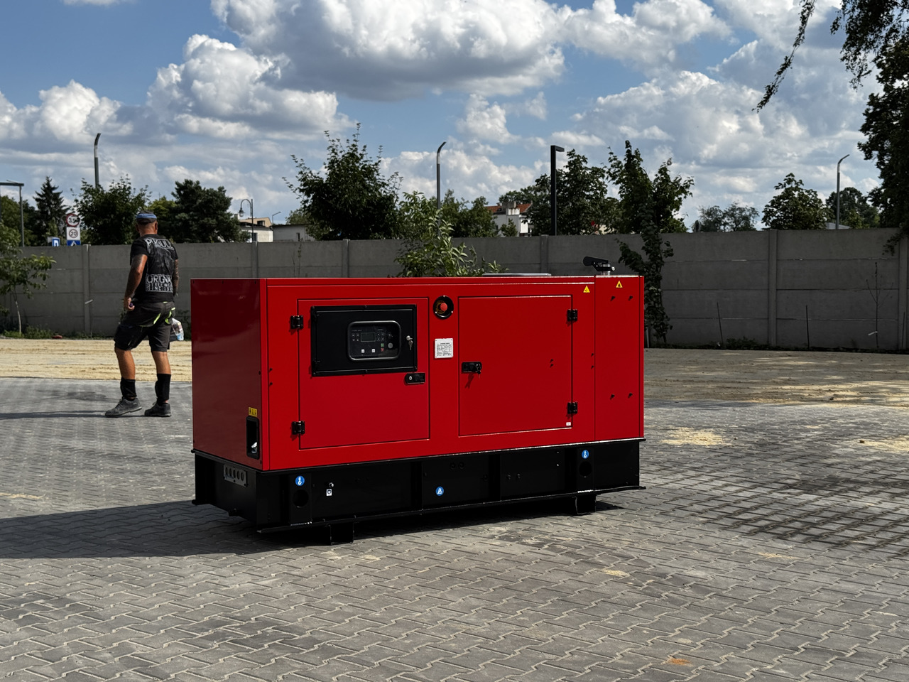 PERKINS 60 kVA / 48 kW - Elektrisk generator: bilde 2 PERKINS 60 kVA / 48 kW - Elektrisk generator: bilde 2