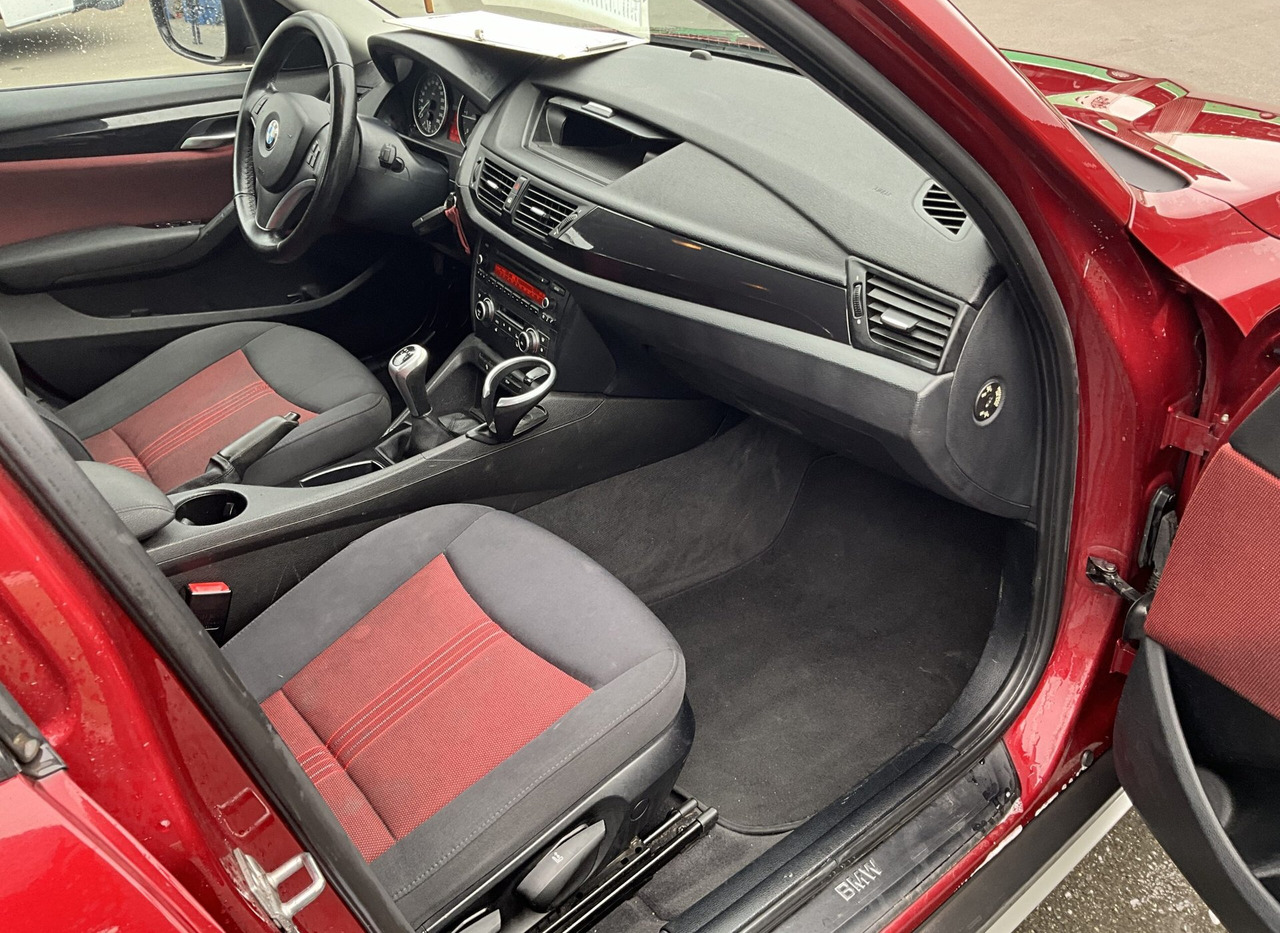 SUV BMW X1: bilde 10 SUV BMW X1: bilde 10