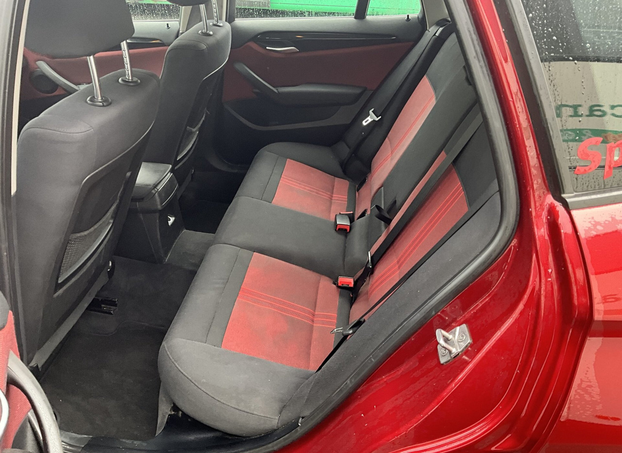 SUV BMW X1: bilde 13 SUV BMW X1: bilde 13