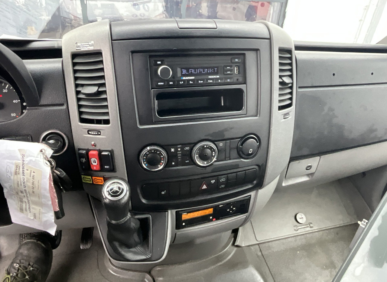 Minibuss, Persontransport Mercedes-Benz Sprinter City 35: bilde 17