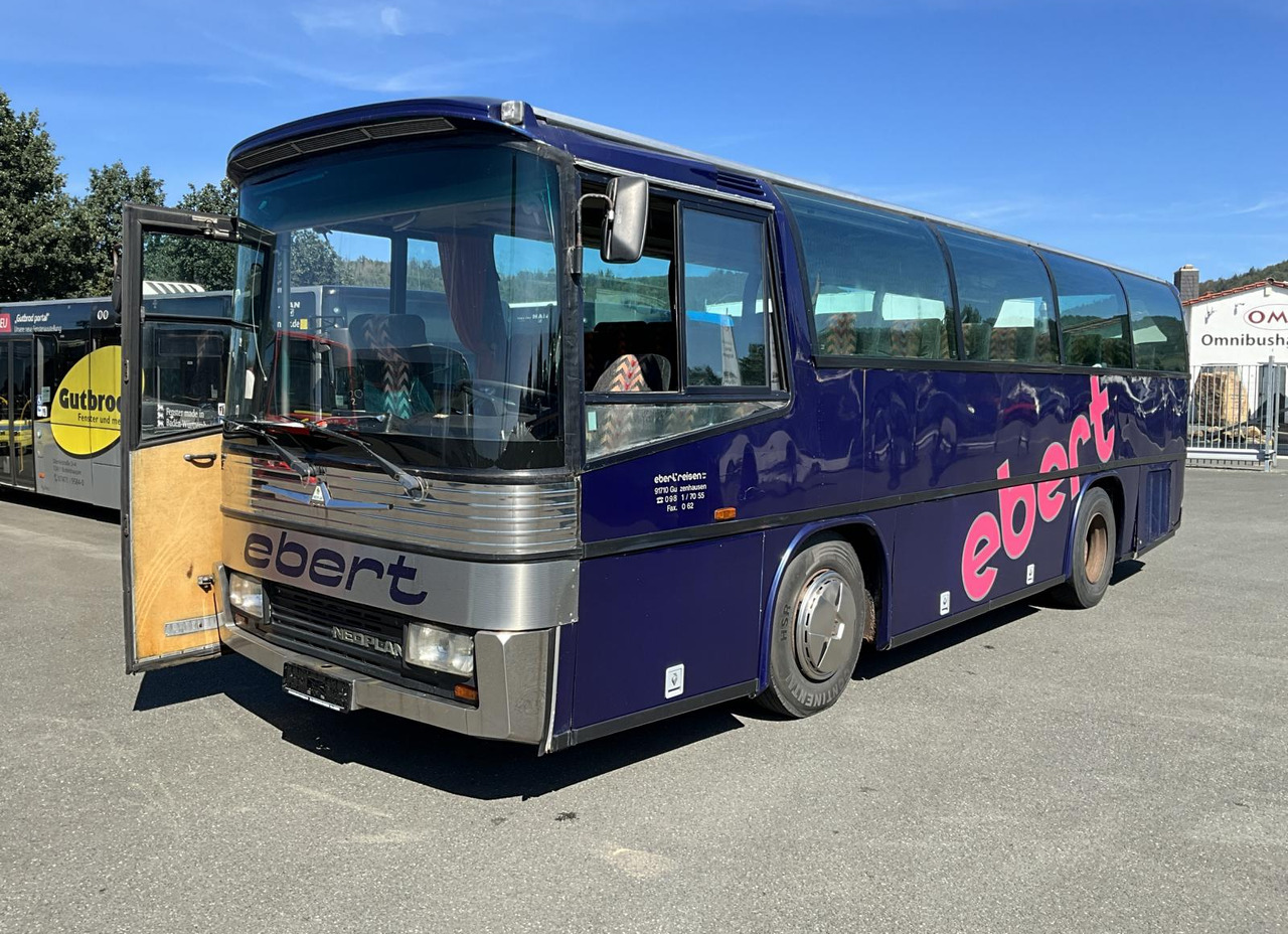 Neoplan N 212 - Turistbuss: bilde 2 Neoplan N 212 - Turistbuss: bilde 2