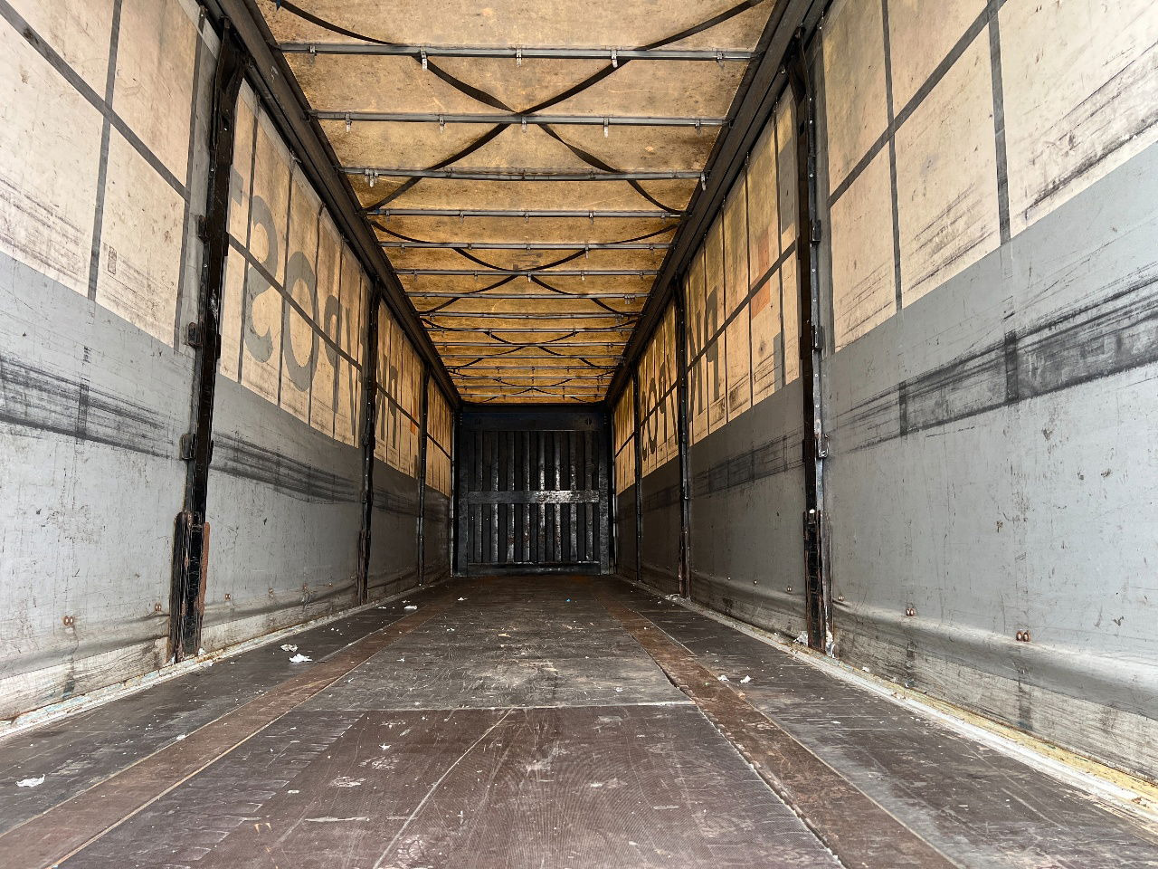 Kögel Snco schuifzeil met SAF intradiscs - Gardintrailer: bilde 5 Kögel Snco schuifzeil met SAF intradiscs - Gardintrailer: bilde 5