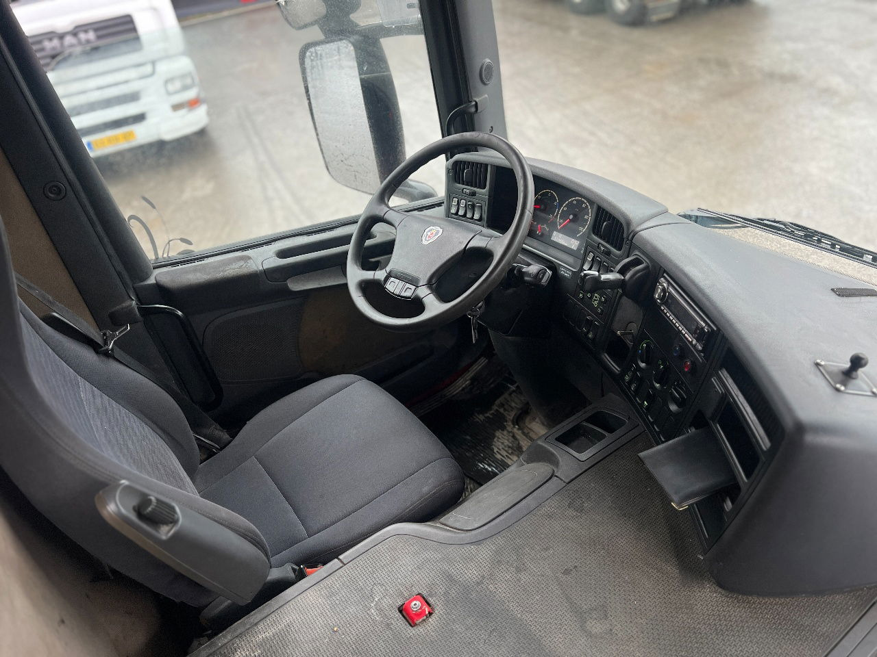 Betongbil Scania P420 10x4, 15m3 Liebherr, full steel: bilde 16