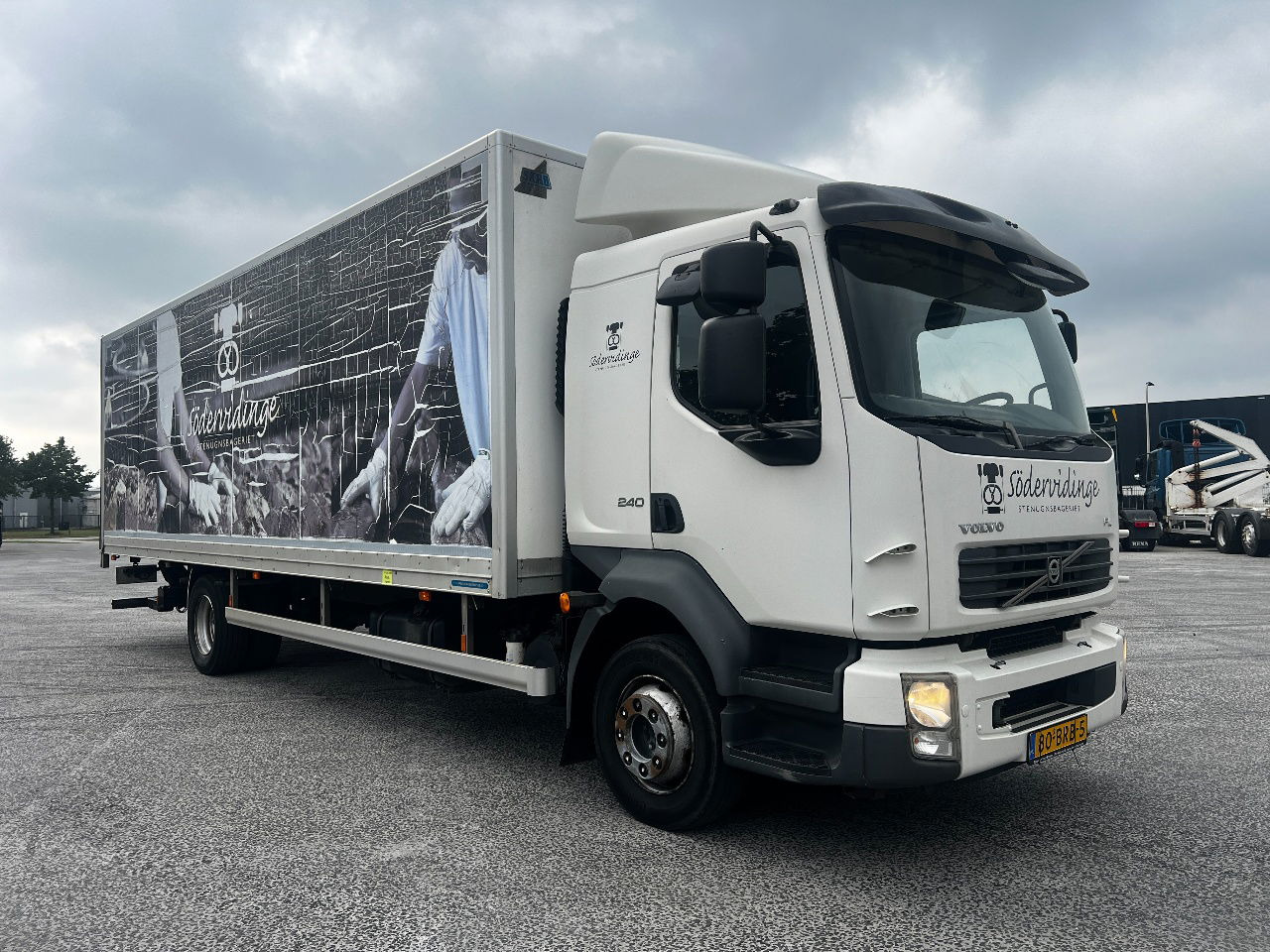 Volvo FL 12.240 Euro 5, NL truck - Skapbil: bilde 2 Volvo FL 12.240 Euro 5, NL truck - Skapbil: bilde 2