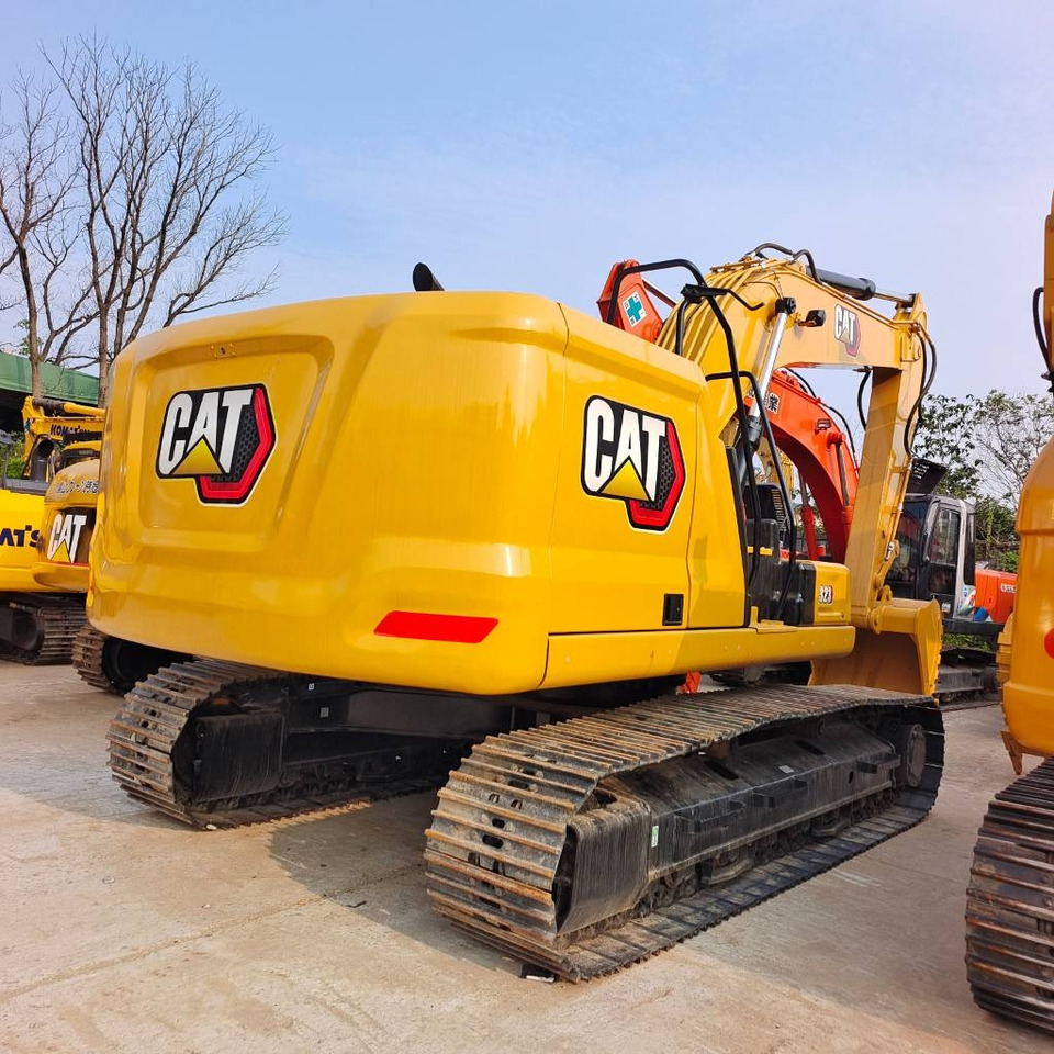 CAT 323 - Beltegraver: bilde 1 CAT 323 - Beltegraver: bilde 1