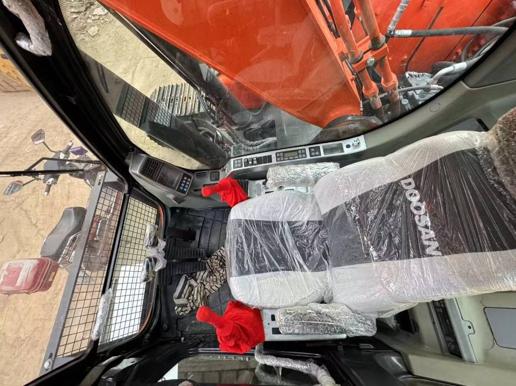 Doosan DX 300 - Beltegraver: bilde 2 Doosan DX 300 - Beltegraver: bilde 2