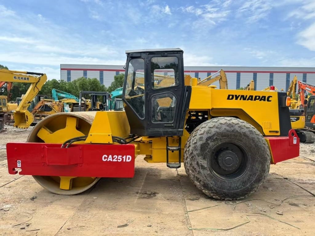 Dynapac CA 251 D - Beltegraver: bilde 3 Dynapac CA 251 D - Beltegraver: bilde 3