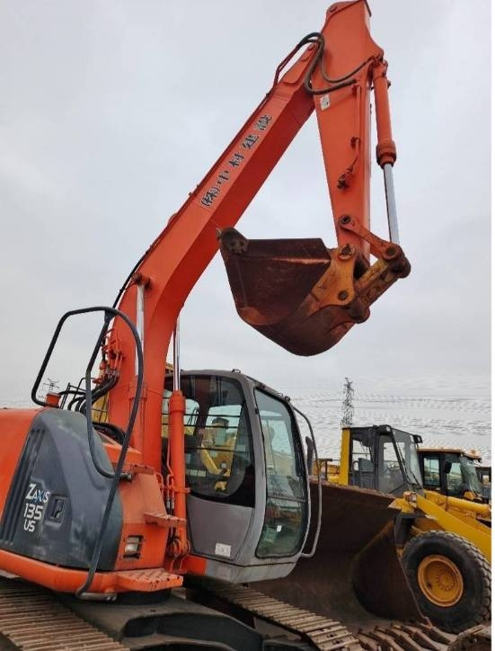 Beltegraver Hitachi ZX 135 US: bilde 1