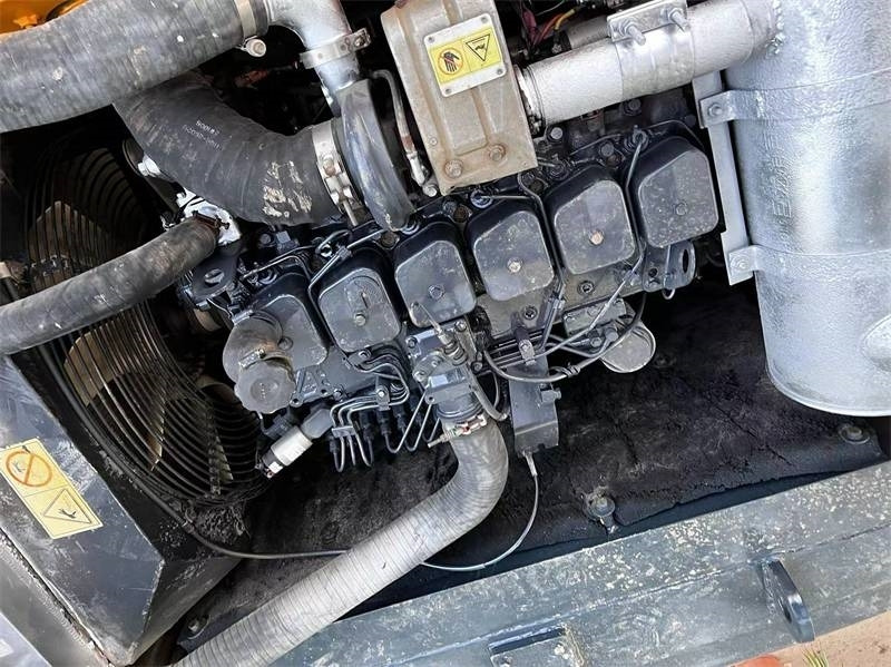 Hyundai 220LC-9S - Beltegraver: bilde 3 Hyundai 220LC-9S - Beltegraver: bilde 3