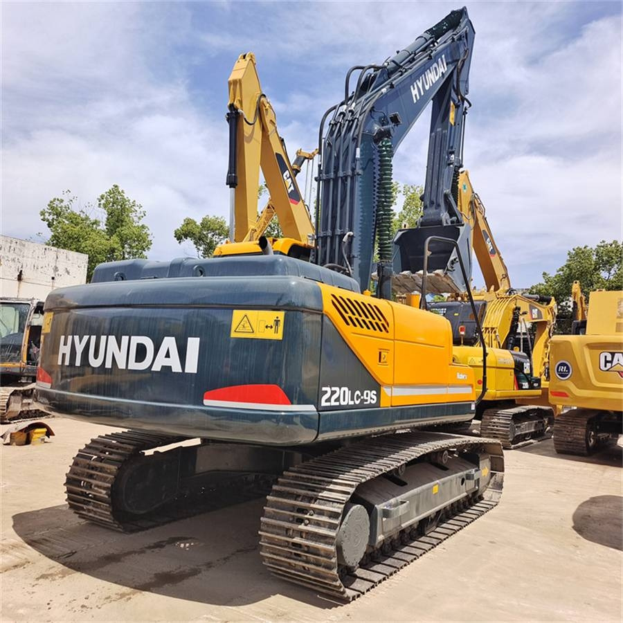Hyundai 220LC-9T - Beltegraver: bilde 1 Hyundai 220LC-9T - Beltegraver: bilde 1