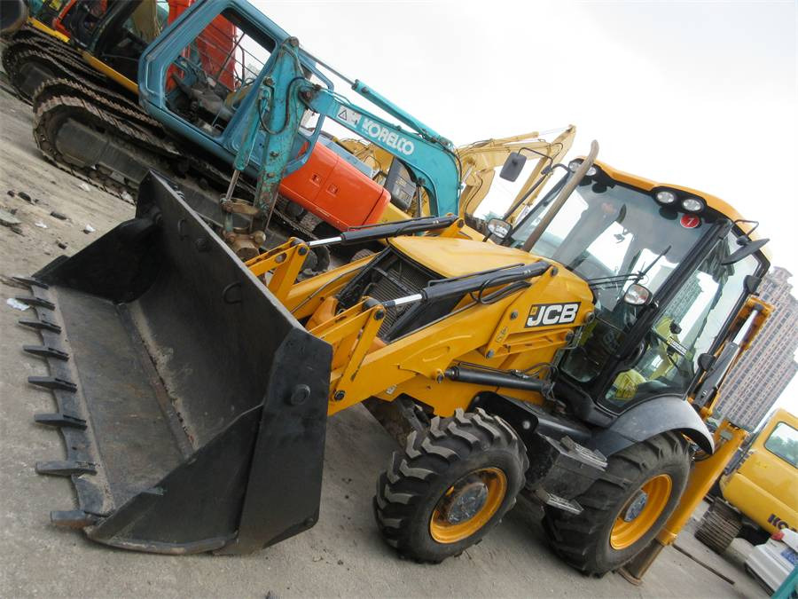 JCB 3 CX - Traktorgraver: bilde 1 JCB 3 CX - Traktorgraver: bilde 1