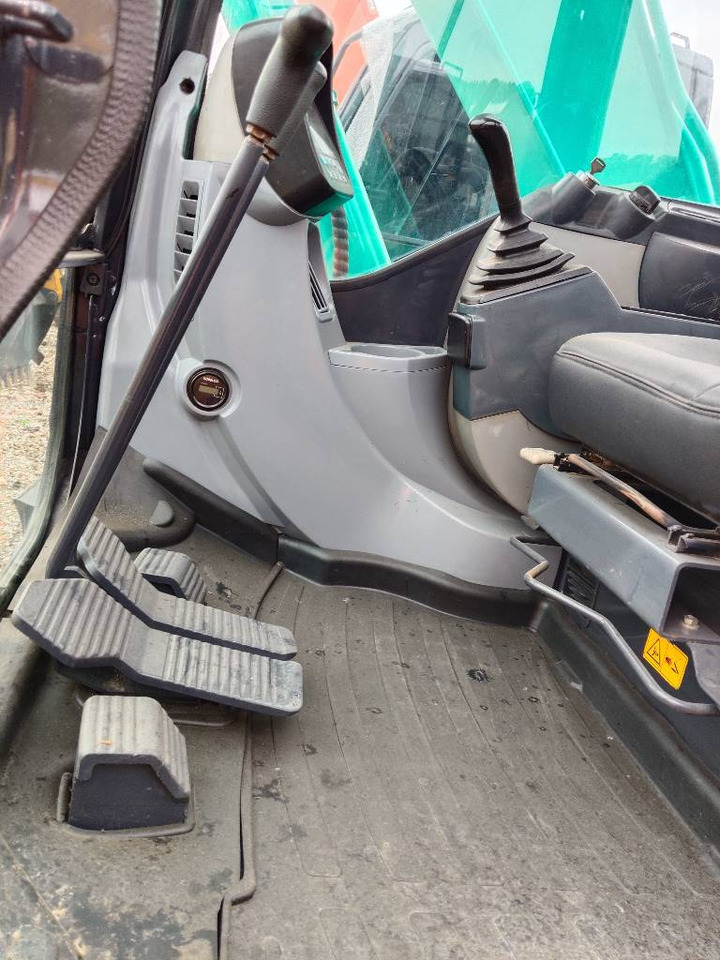 Beltegraver Kobelco SK 75: bilde 6