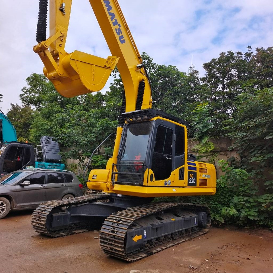 Komatsu PC 220-8 - Beltegraver: bilde 2 Komatsu PC 220-8 - Beltegraver: bilde 2
