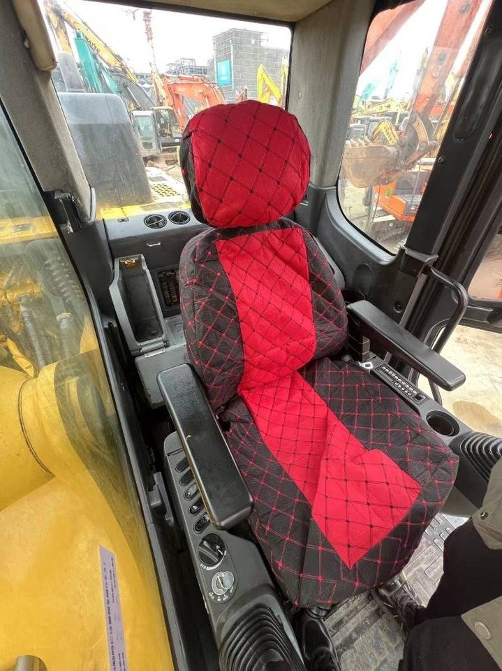 Komatsu PC 400 - Beltegraver: bilde 3 Komatsu PC 400 - Beltegraver: bilde 3