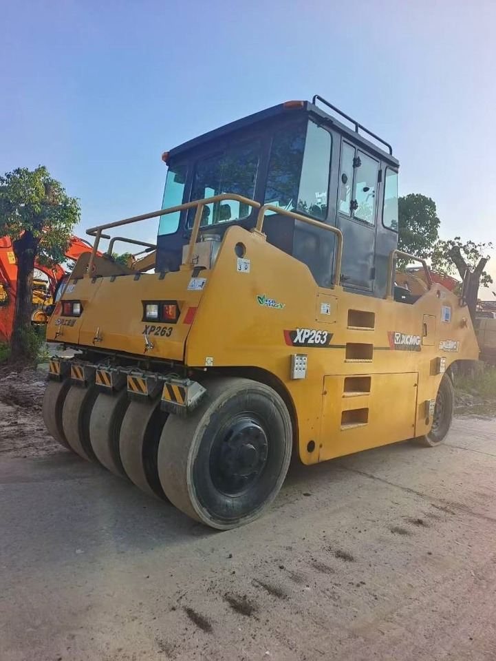 XCMG XP 263 - Gummihjuls vals: bilde 2 XCMG XP 263 - Gummihjuls vals: bilde 2