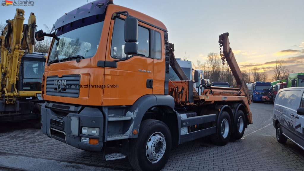 MAN 26.360 Meiller Absetzer, Manuell, Blatt Blatt Zustand gut - Liftdumper lastebil: bilde 1 MAN 26.360 Meiller Absetzer, Manuell, Blatt Blatt Zustand gut - Liftdumper lastebil: bilde 1
