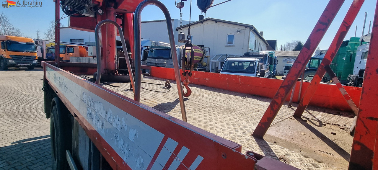 Mercedes-Benz 1722 Dachdeckerkran Cormach 30000  TECH, - Kranbil, Planbil: bilde 2 Mercedes-Benz 1722 Dachdeckerkran Cormach 30000  TECH, - Kranbil, Planbil: bilde 2