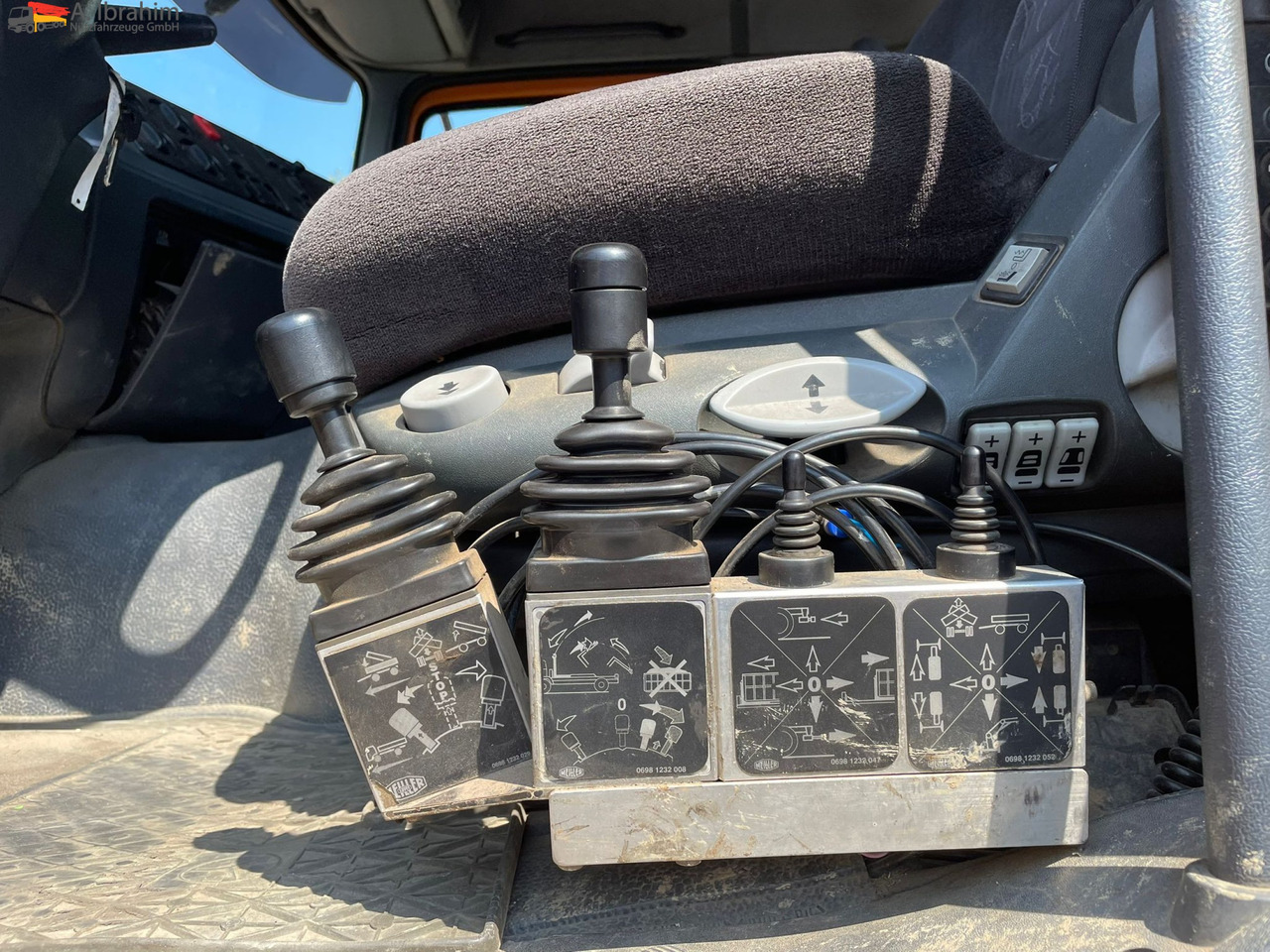 Mercedes-Benz 2643 6x4 | Blatt Luft | Meiller Haken, mp1 - Krokbil: bilde 3 Mercedes-Benz 2643 6x4 | Blatt Luft | Meiller Haken, mp1 - Krokbil: bilde 3