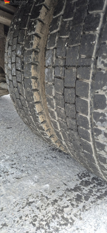 Mercedes-Benz 817  Möbelkoffer - Varebil med skap: bilde 5 Mercedes-Benz 817  Möbelkoffer - Varebil med skap: bilde 5