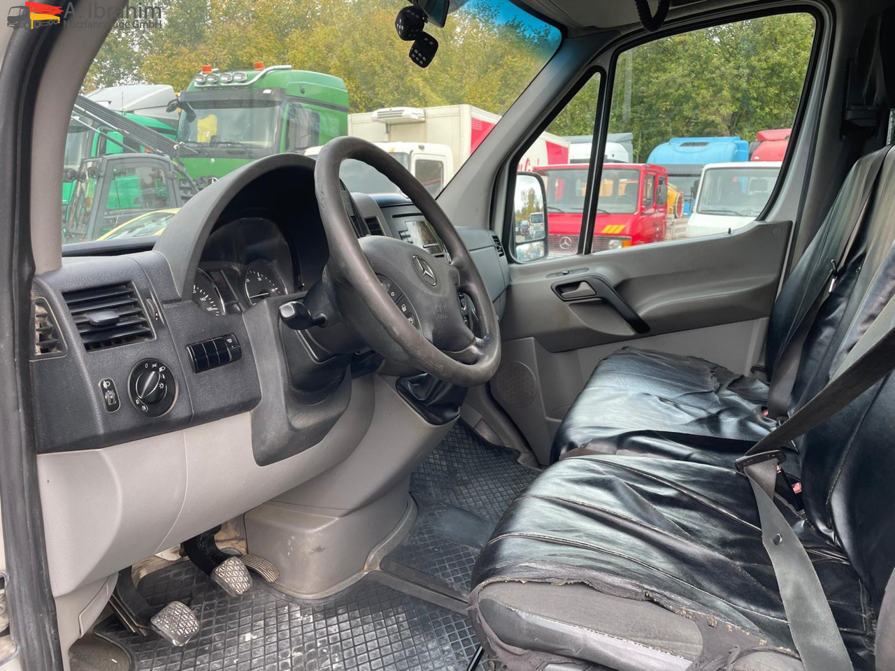 Mercedes-Benz Sprinter DB 319 CDI Geschlossen Kasten | 15 m³ | V6 | 4.5 m Radstand - Kassebil: bilde 3 Mercedes-Benz Sprinter DB 319 CDI Geschlossen Kasten | 15 m³ | V6 | 4.5 m Radstand - Kassebil: bilde 3