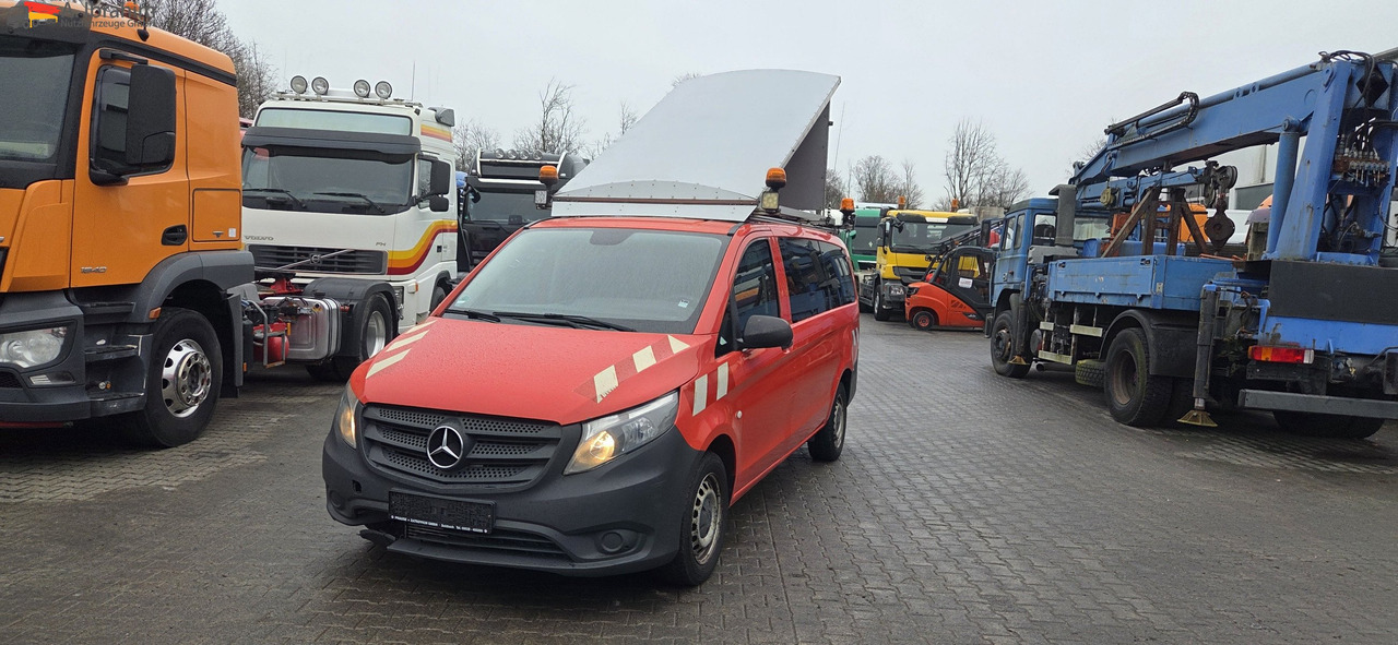 Mercedes-Benz Vito Tourer BF 3-GST Zeichen Anlage 3050 kg zzGw - Matbil: bilde 1 Mercedes-Benz Vito Tourer BF 3-GST Zeichen Anlage 3050 kg zzGw - Matbil: bilde 1