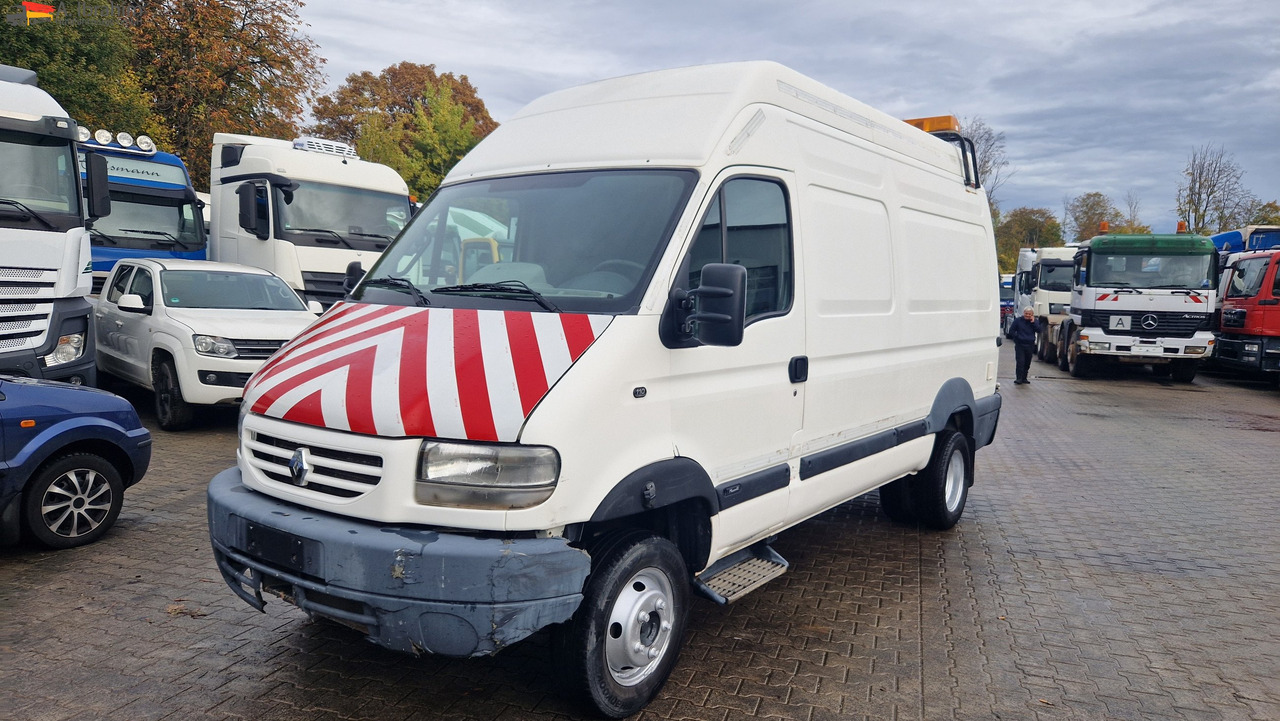 Renault 52AF, zwillingsbereift 2.8 nicht neu, aber läuft, - Kassebil: bilde 1 Renault 52AF, zwillingsbereift 2.8 nicht neu, aber läuft, - Kassebil: bilde 1