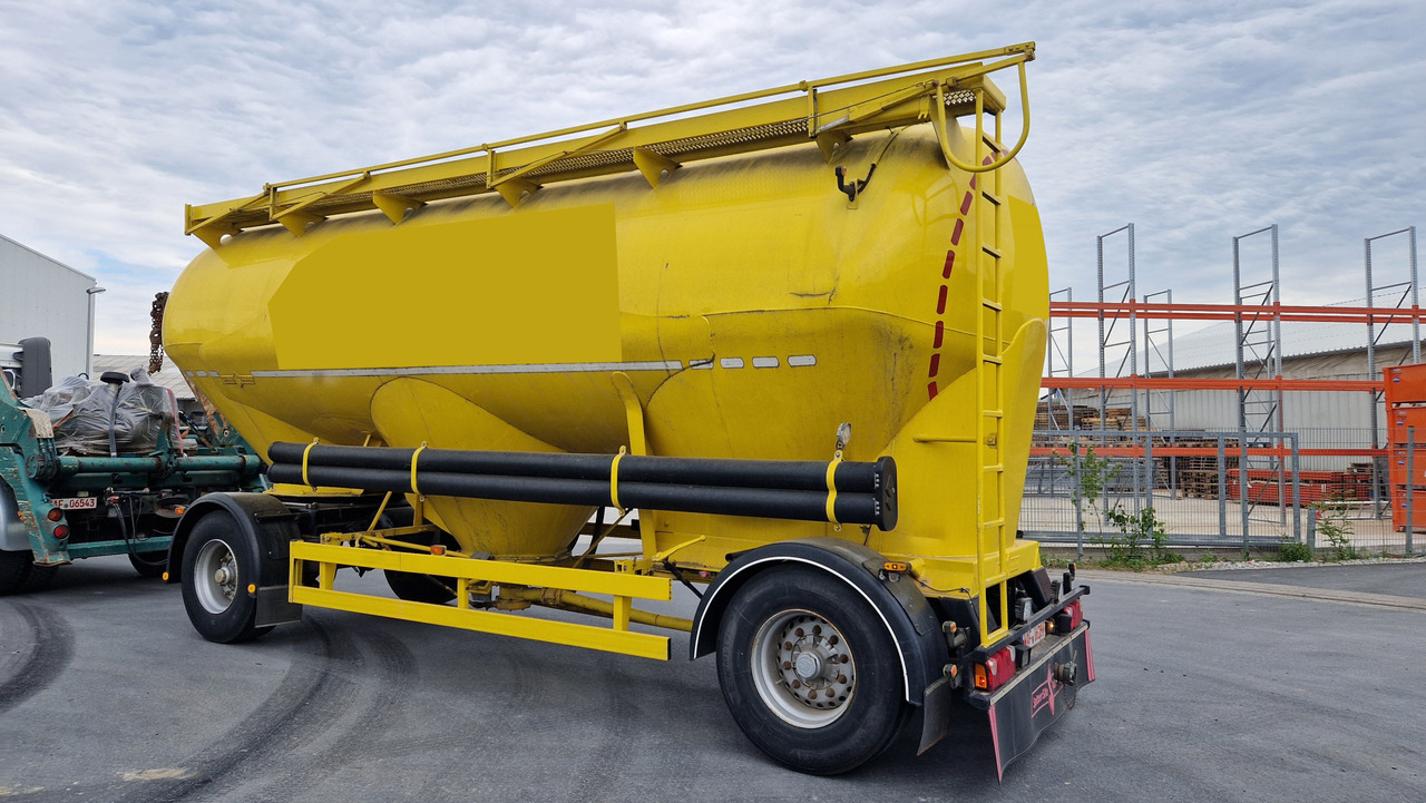 SPITZER SAPI 1832 Zustand 3-, steht länger - Tankhenger: bilde 1 SPITZER SAPI 1832 Zustand 3-, steht länger - Tankhenger: bilde 1