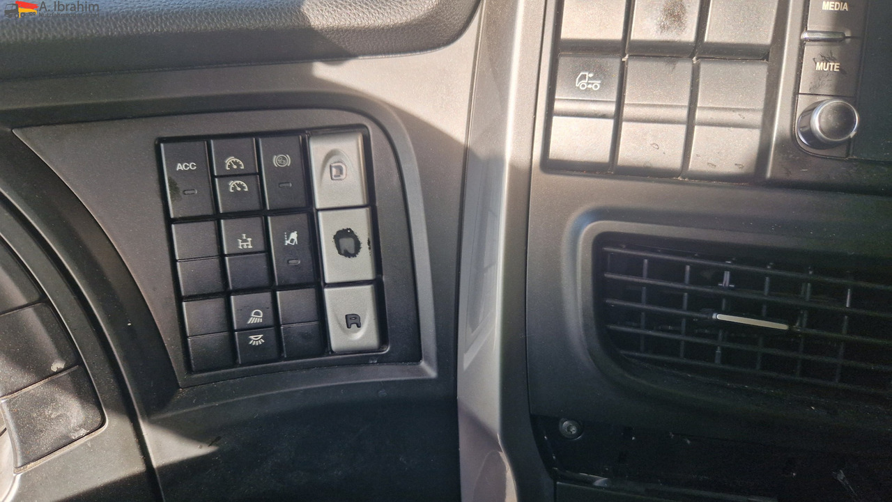 Iveco Stralis 460 Vollspoiler 3x vorhanden - Trekkvogn: bilde 2 Iveco Stralis 460 Vollspoiler 3x vorhanden - Trekkvogn: bilde 2