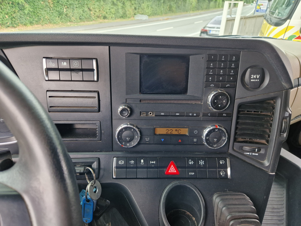 Mercedes-Benz 1843 Klima, Retarder, Topzustand, einsatzbereit Kipphydraulik - Trekkvogn: bilde 2 Mercedes-Benz 1843 Klima, Retarder, Topzustand, einsatzbereit Kipphydraulik - Trekkvogn: bilde 2