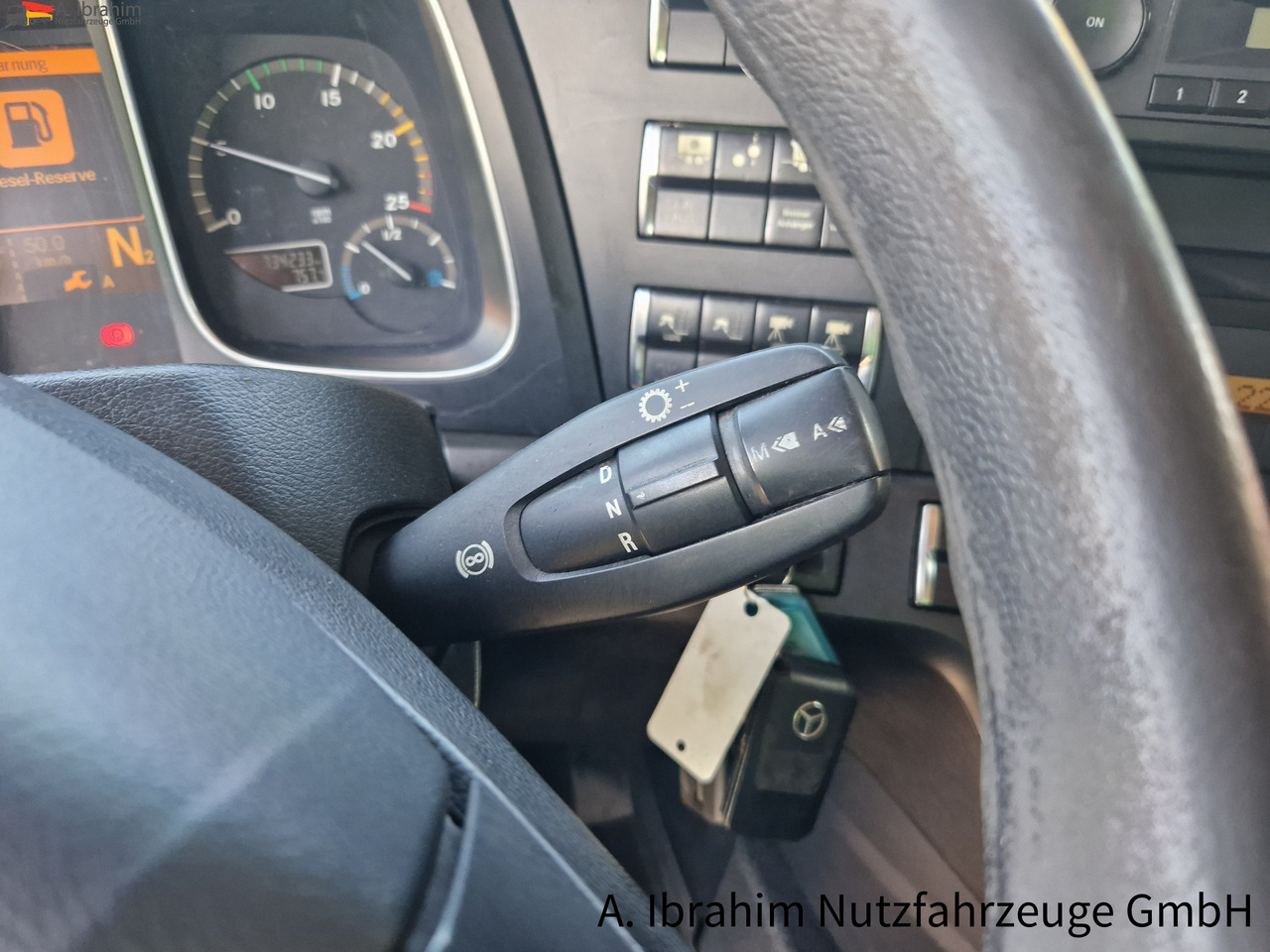 Mercedes-Benz 1845 Retarder, Klima, Navi Schneeketten, Euro 5 - Trekkvogn: bilde 4 Mercedes-Benz 1845 Retarder, Klima, Navi Schneeketten, Euro 5 - Trekkvogn: bilde 4