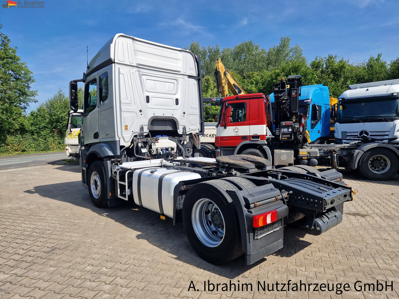 Mercedes-Benz 1845 Retarder, Klima, Navi Schneeketten, Euro 5 - Trekkvogn: bilde 2 Mercedes-Benz 1845 Retarder, Klima, Navi Schneeketten, Euro 5 - Trekkvogn: bilde 2