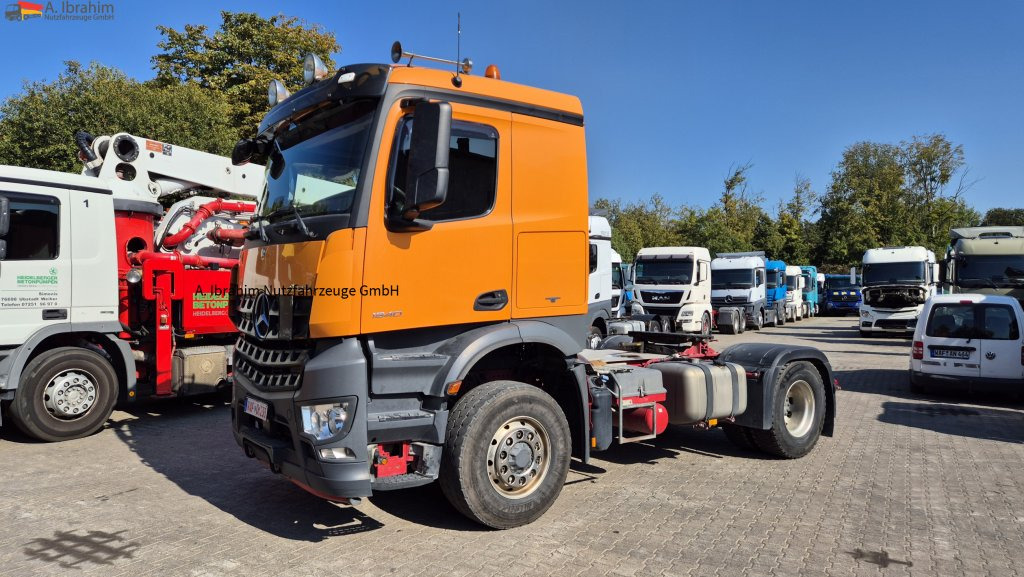 Mercedes-Benz DB 1840 H 4x4 Hydrodrive - Trekkvogn: bilde 1 Mercedes-Benz DB 1840 H 4x4 Hydrodrive - Trekkvogn: bilde 1