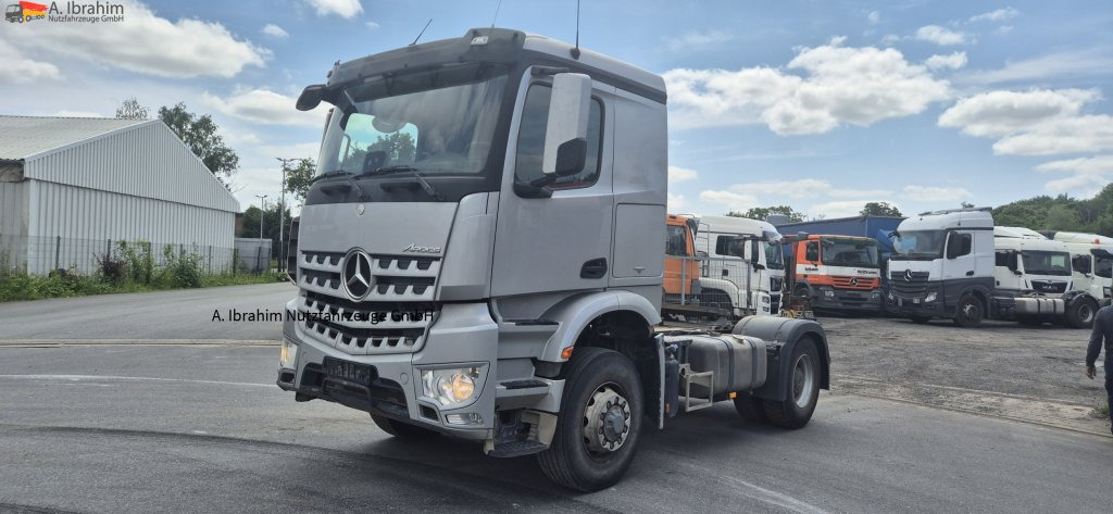 Mercedes-Benz DB 1842H 4x4 Hydrodrive Scheckheft bei Mercedes - Trekkvogn: bilde 1 Mercedes-Benz DB 1842H 4x4 Hydrodrive Scheckheft bei Mercedes - Trekkvogn: bilde 1