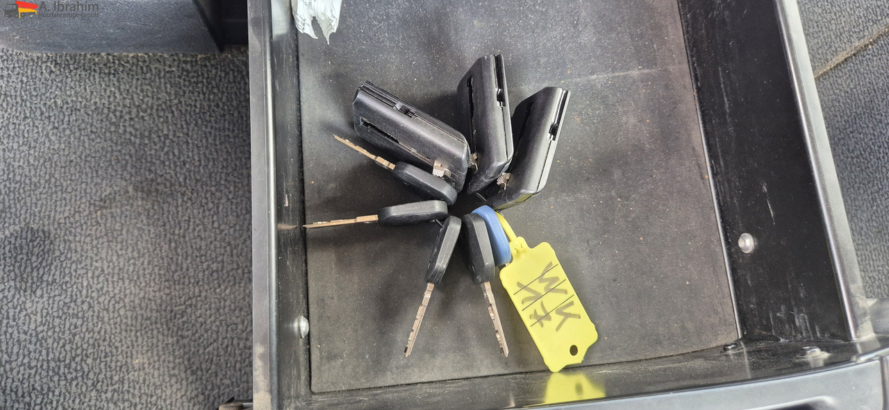 Mercedes-Benz DB 1842H 4x4 Hydrodrive Scheckheft bei Mercedes - Trekkvogn: bilde 4 Mercedes-Benz DB 1842H 4x4 Hydrodrive Scheckheft bei Mercedes - Trekkvogn: bilde 4