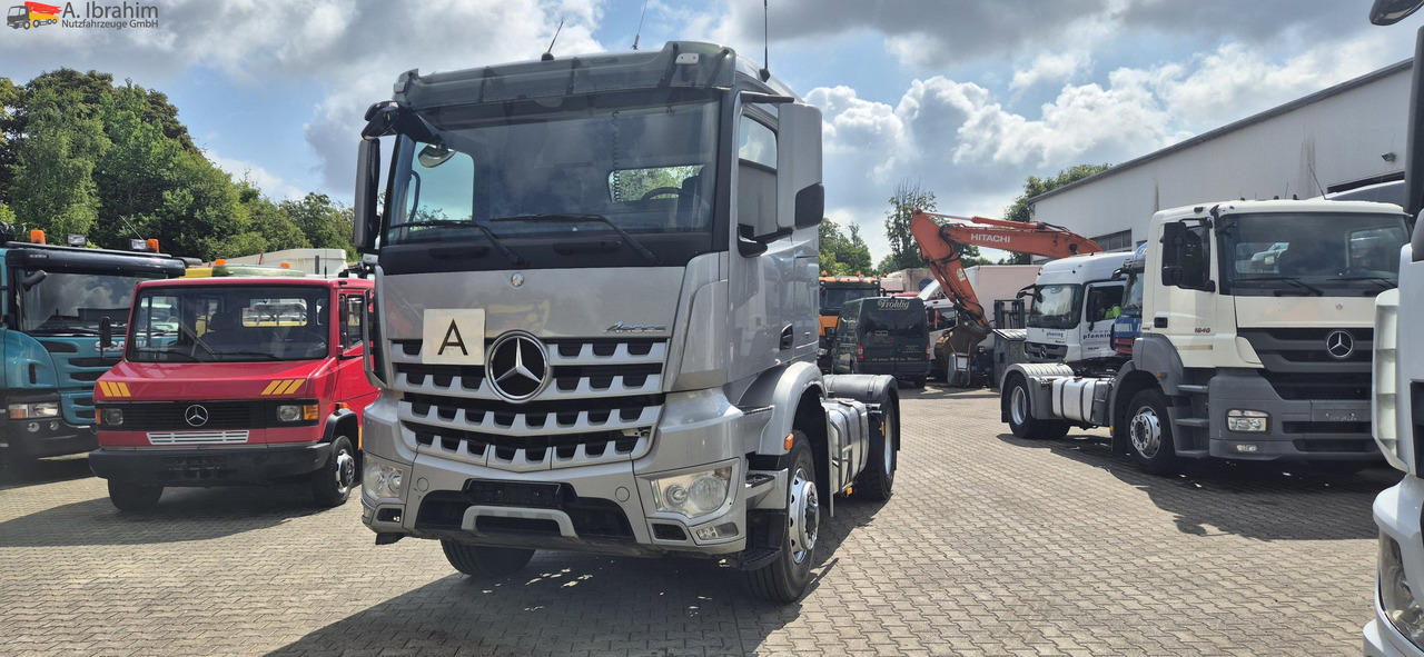 Mercedes-Benz DB 1842H 4x4 Hydrodrive Scheckheft bei Mercedes - Trekkvogn: bilde 1 Mercedes-Benz DB 1842H 4x4 Hydrodrive Scheckheft bei Mercedes - Trekkvogn: bilde 1