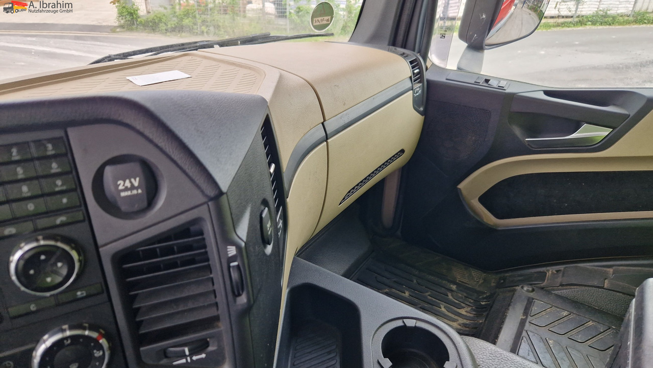 Mercedes-Benz DB 1843 Retarder Kipphydraulik - Trekkvogn: bilde 4 Mercedes-Benz DB 1843 Retarder Kipphydraulik - Trekkvogn: bilde 4