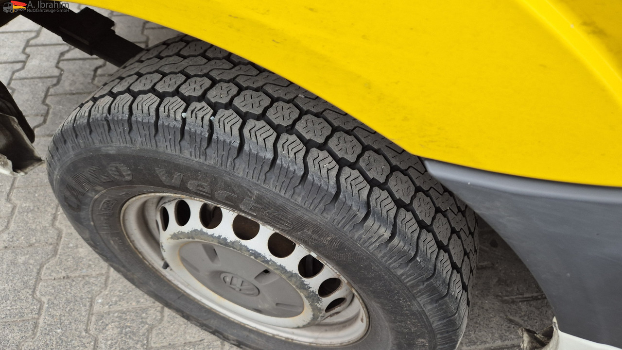 VW Crafter 2.5 Diesel Zustand gut - Kassebil: bilde 5 VW Crafter 2.5 Diesel Zustand gut - Kassebil: bilde 5