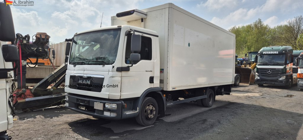 MAN TGL 8.150 4X2 BL Unfallschaden bedingt fahrbereit, Motor ok - Varebil: bilde 1 MAN TGL 8.150 4X2 BL Unfallschaden bedingt fahrbereit, Motor ok - Varebil: bilde 1