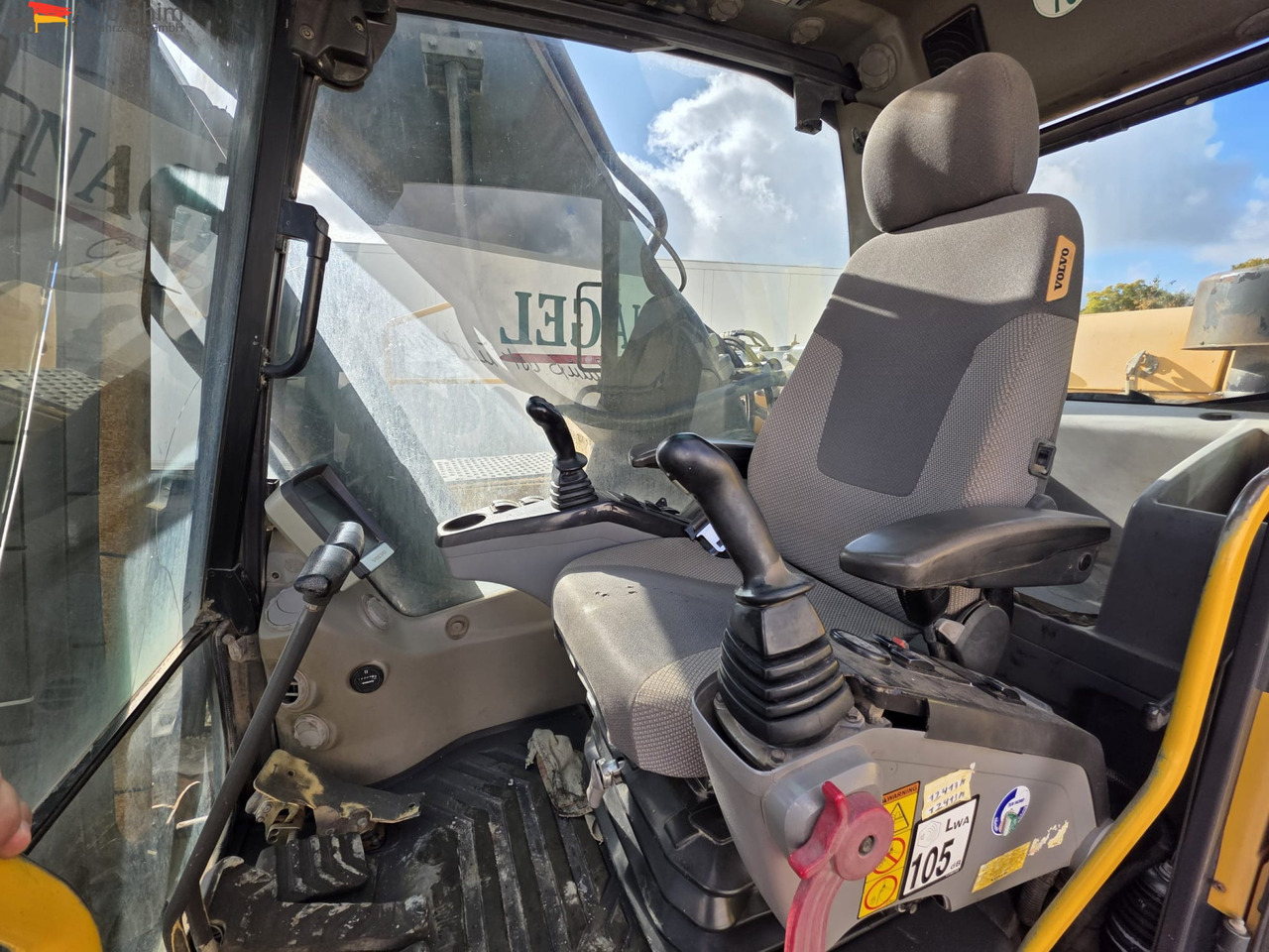 Volvo EC360C Schnellwechsler | Hammerhydraulik | Klima | 40t | 12305 St. - Beltegraver: bilde 3 Volvo EC360C Schnellwechsler | Hammerhydraulik | Klima | 40t | 12305 St. - Beltegraver: bilde 3