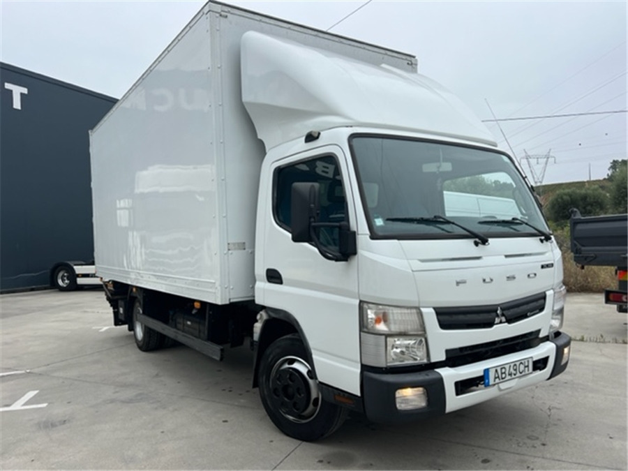 Mitsubishi 7C18 - Isotermisk lastebil: bilde 1 Mitsubishi 7C18 - Isotermisk lastebil: bilde 1