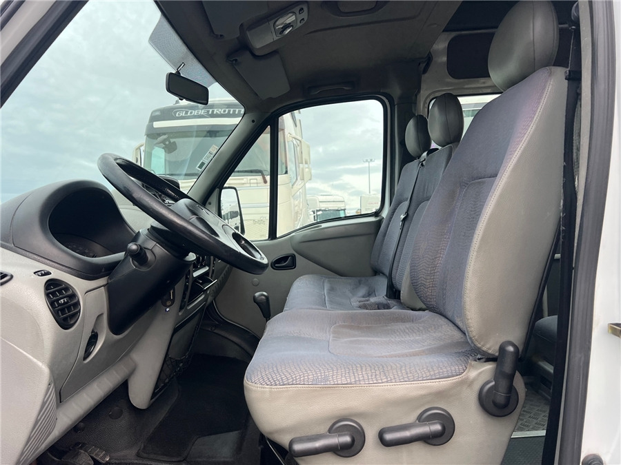 Minibuss, Persontransport Renault MASTER / 16lugares: bilde 8 Minibuss, Persontransport Renault MASTER / 16lugares: bilde 8