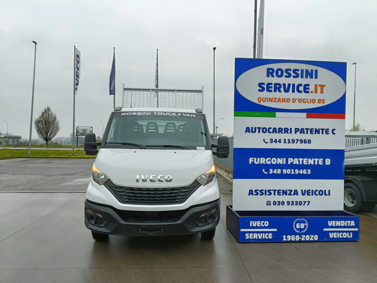 IVECO DAILY 35C14 DOPPIA CABINA RIBALTABILE 2.3 - Varebil med tipp: bilde 5 IVECO DAILY 35C14 DOPPIA CABINA RIBALTABILE 2.3 - Varebil med tipp: bilde 5