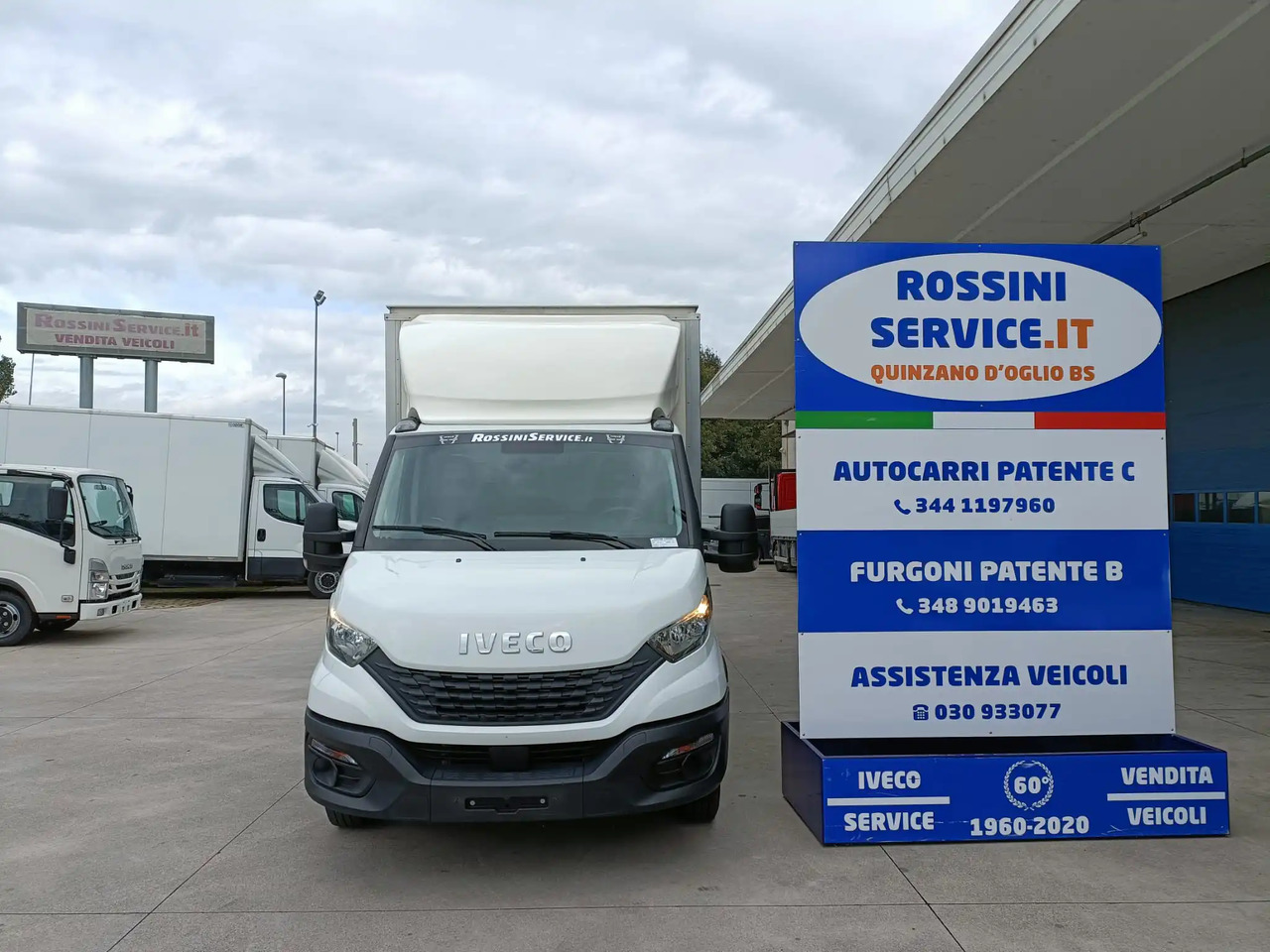 Varebil med skap IVECO DAILY 35C16 3.0: bilde 8