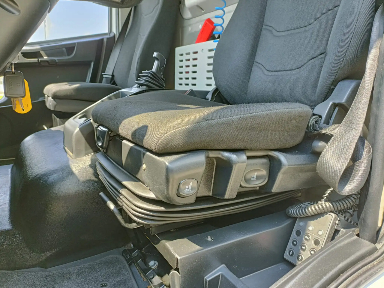 IVECO EUROCARGO 120E19P - Chassis lastebil: bilde 5 IVECO EUROCARGO 120E19P - Chassis lastebil: bilde 5