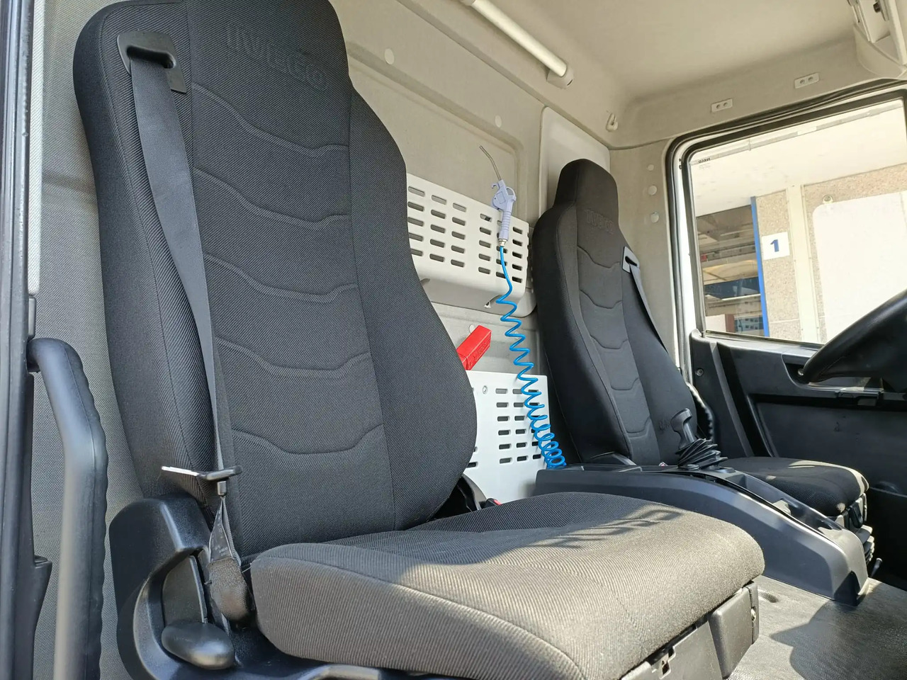 IVECO EUROCARGO 120E19P - Chassis lastebil: bilde 3 IVECO EUROCARGO 120E19P - Chassis lastebil: bilde 3