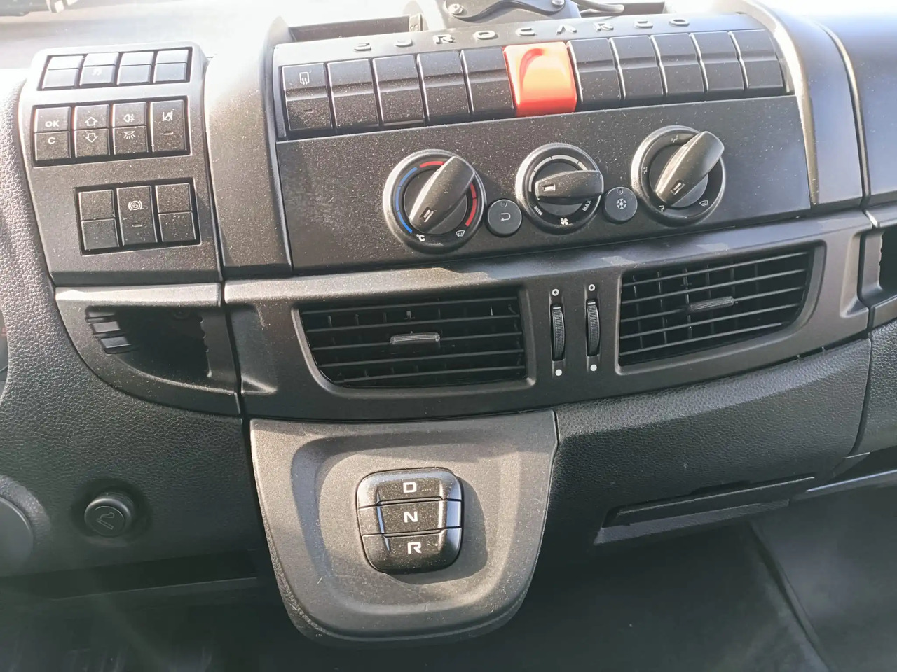 IVECO EUROCARGO 160E25P - Chassis lastebil: bilde 3 IVECO EUROCARGO 160E25P - Chassis lastebil: bilde 3