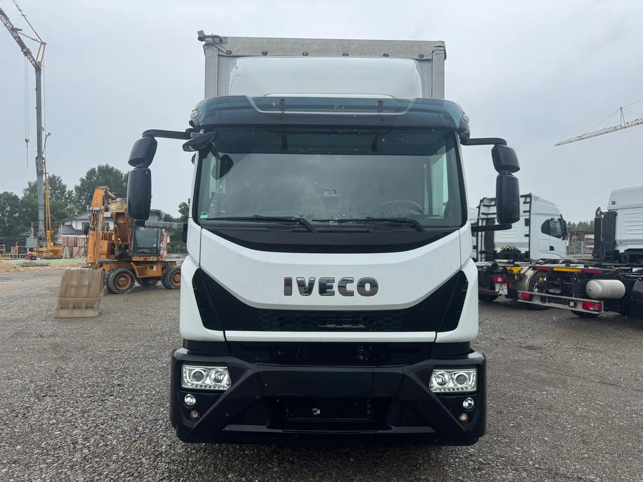 IVECO EUROCARGO 180E32P - Chassis lastebil: bilde 1 IVECO EUROCARGO 180E32P - Chassis lastebil: bilde 1