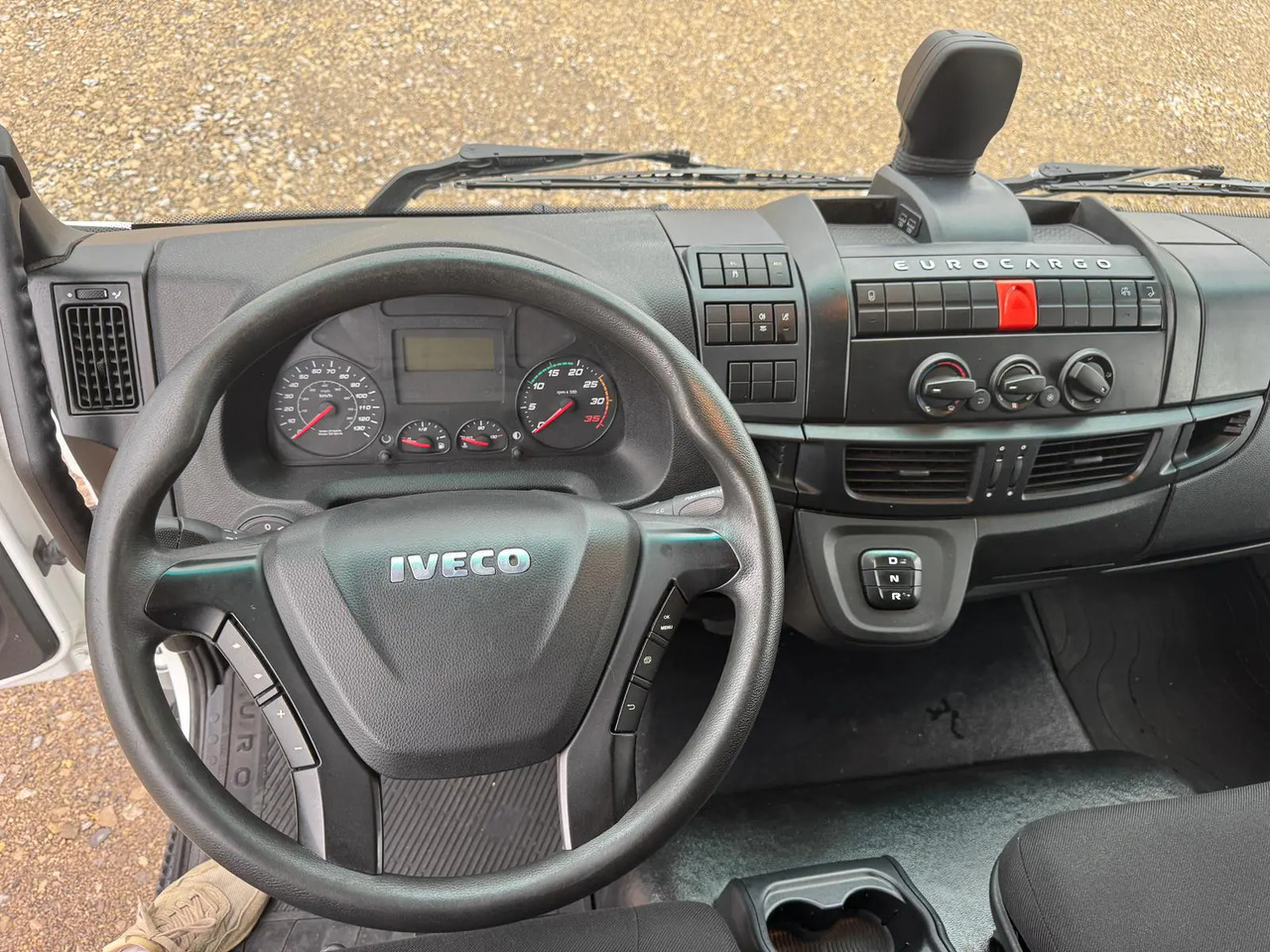 IVECO EUROCARGO 75E19P - Chassis lastebil: bilde 3 IVECO EUROCARGO 75E19P - Chassis lastebil: bilde 3