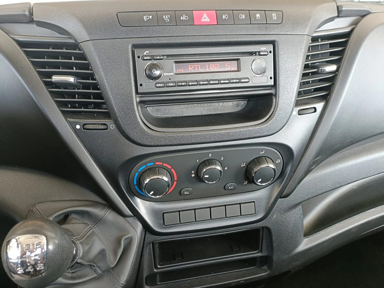 IVECO DAILY 35C15 - Varebil: bilde 5 IVECO DAILY 35C15 - Varebil: bilde 5
